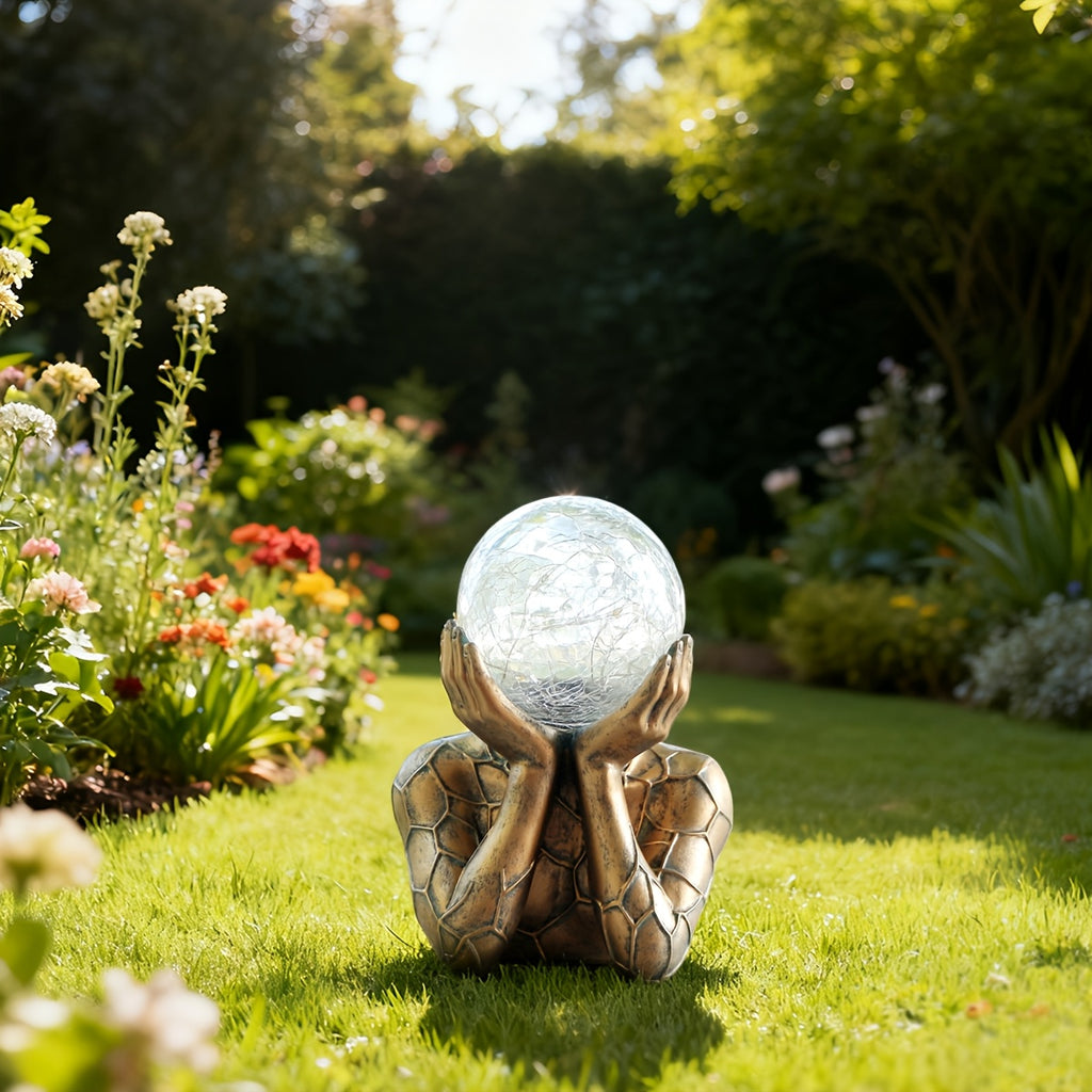 One-Piece Exquisite Hand-Holding Ball Statue, Solar Outdoor Statue Light, Garden Courtyard Lawn Ornament, Solar Light Sensing, Weather-Resistant Decoration, Illuminates Your Night Space, Holiday Decoration, Perfect Housewarming Gift.
