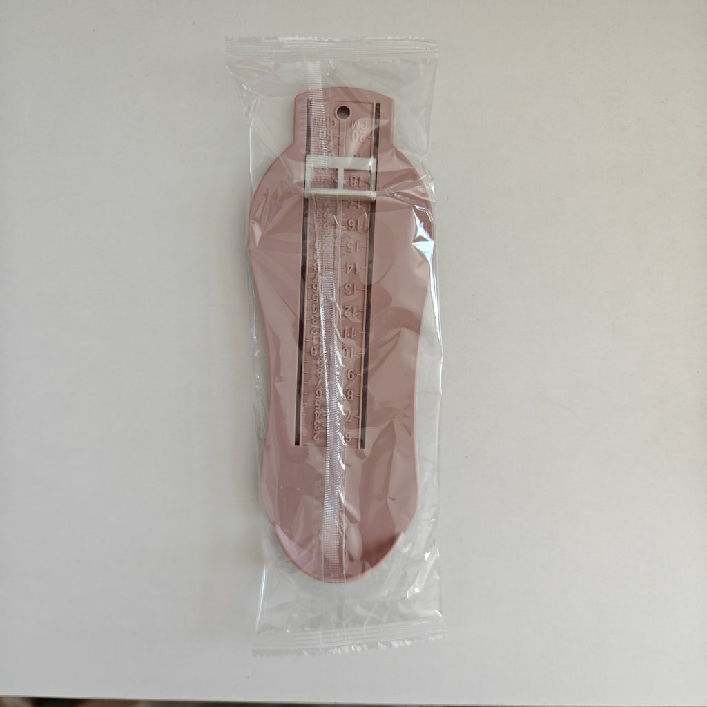 1个宝宝脚长测量尺， 儿童买鞋量脚器，妈妈网购测量器刻度尺