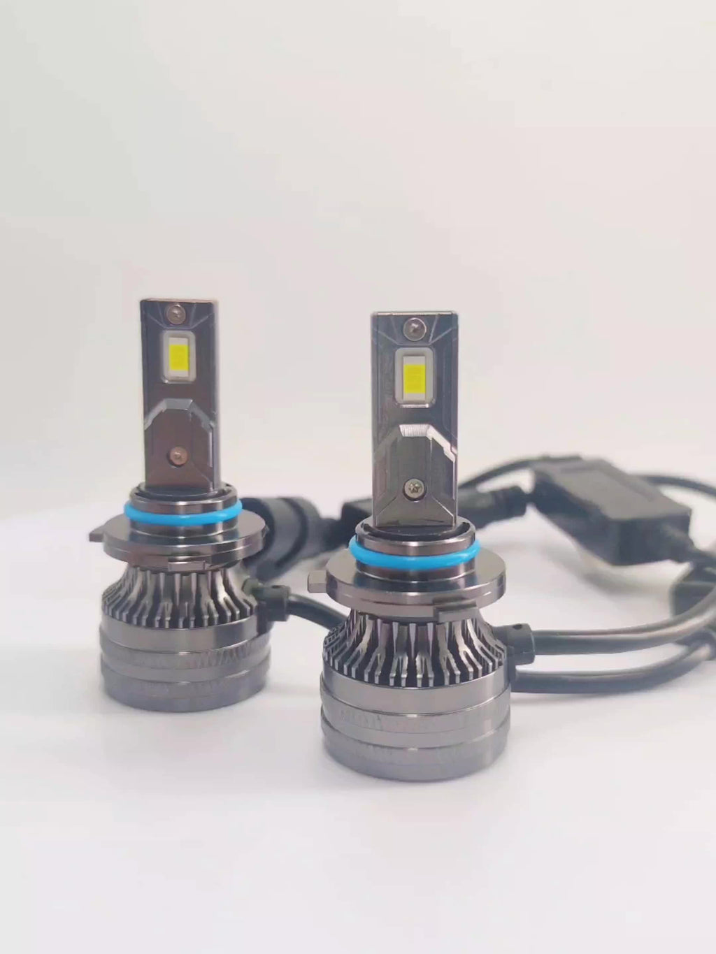 2Pcs H1 LED H7 H4 LED H11 HB3 9005 HB4 9006 9012 HIR2 Bulbs Car Headlights 30000 Lumens 350W Auto Front Light 12V 6500K