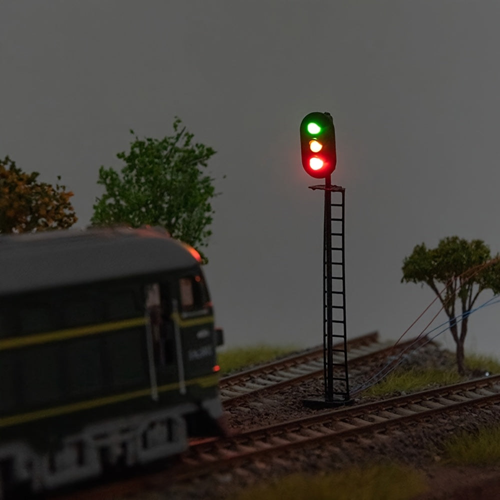 1 Set 1:87 HO Scale Model Railroad Track Signal Set, Includes Green, Red & Yellow Block Signals, 2-light & 3-light Configurations, Designed for Miniature Landscapes & Dioramas