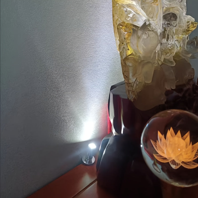 USB small spotlight, display cabinet showcase figurine model light, focused ambiance light, surface-mounted adjustable angle spotlight for wine cabinet, bookshelf light one-to-two counter light