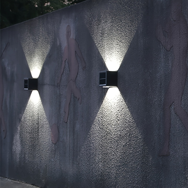 2pcs/4pcs Solar LED Wall Light, Adjustable Lighting Range, Up and Down Wall Light, for Outdoor Garden, Patio, Ambient Light, Modern Villa Landscape, Pathway, Hallway