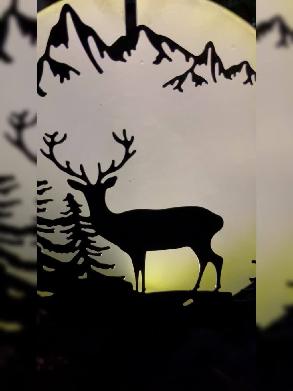 One-Piece Solar Elk Garden Light, Metal Round Deer Ground Insert Light Under the Night Sky, Outdoor Waterproof High-Brightness Warm White Light, Suitable for Holiday Courtyard, Garden, Patio, Walkway, Corridor, Gardening Decorative Light