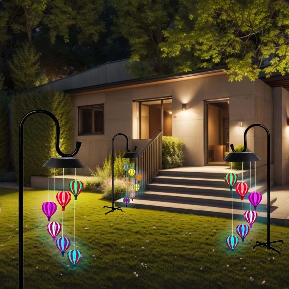A Set of Solar Hot Air Balloon Wind Chime Light, Wrought Iron Material, Colorful Color Changing Design, Suitable for Courtyard/Party/Holiday/Garden/Home Outdoor Hanging Decorative Lighting