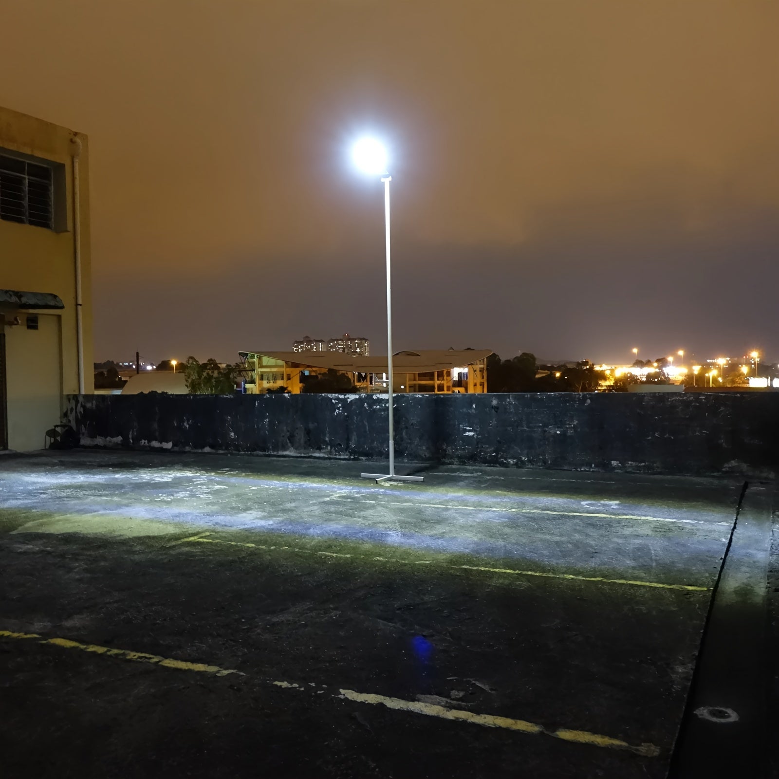 1 Solar Street Light IP65 Waterproof 60LED Metal Sensor Wall-Mounted Outdoor Light with 3 Lighting Modes, Automatic Dusk to Dawn, Perfect for Garden, Street, Deck, Patio, Pathway, Garage, Parking Lot