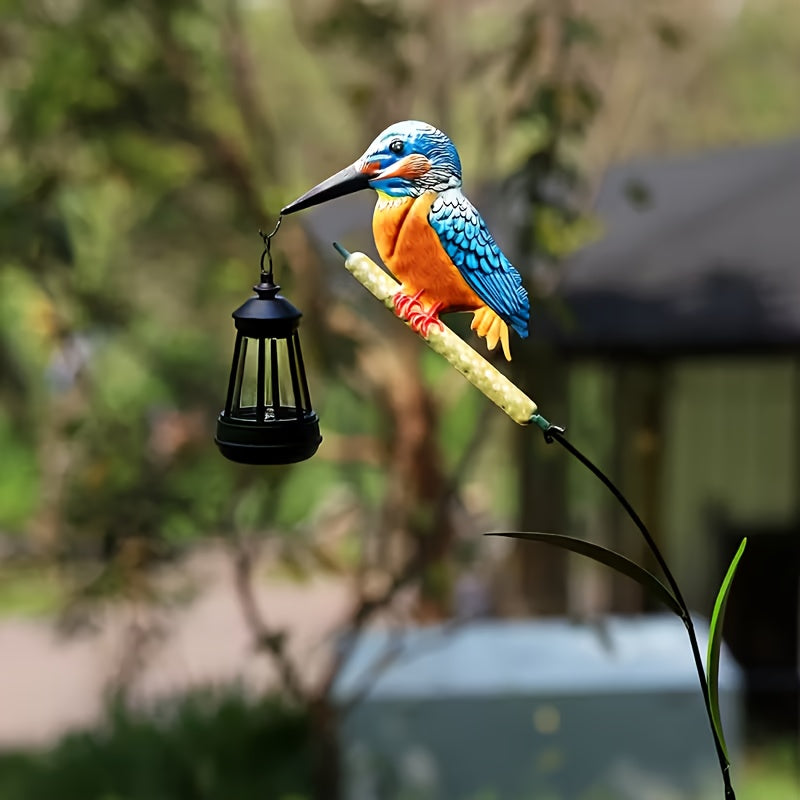 New Outdoor Solar Kingfisher Hanging Lantern Courtyard Lawn Light, Swaying Reed Design Natural and Vivid, Suitable for Garden Lawn Farm Path Courtyard Decoration, Warm White or Colorful Light, Best Holiday Gift for Family and Friends