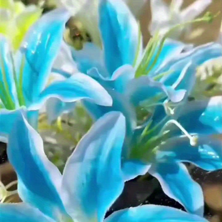 4pcs Solar 7 Lily Flower Light LED Outdoor Artificial Flower Light Solar Garden Light Outdoor Decoration for Courtyard, Garden, Path, Backyard, Lawn Ground Insert Light