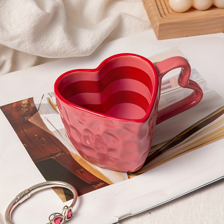1 Red Heart-Shaped Ceramic Mug, Creative & Cute Coffee Cup, Suitable for Home & Office Use