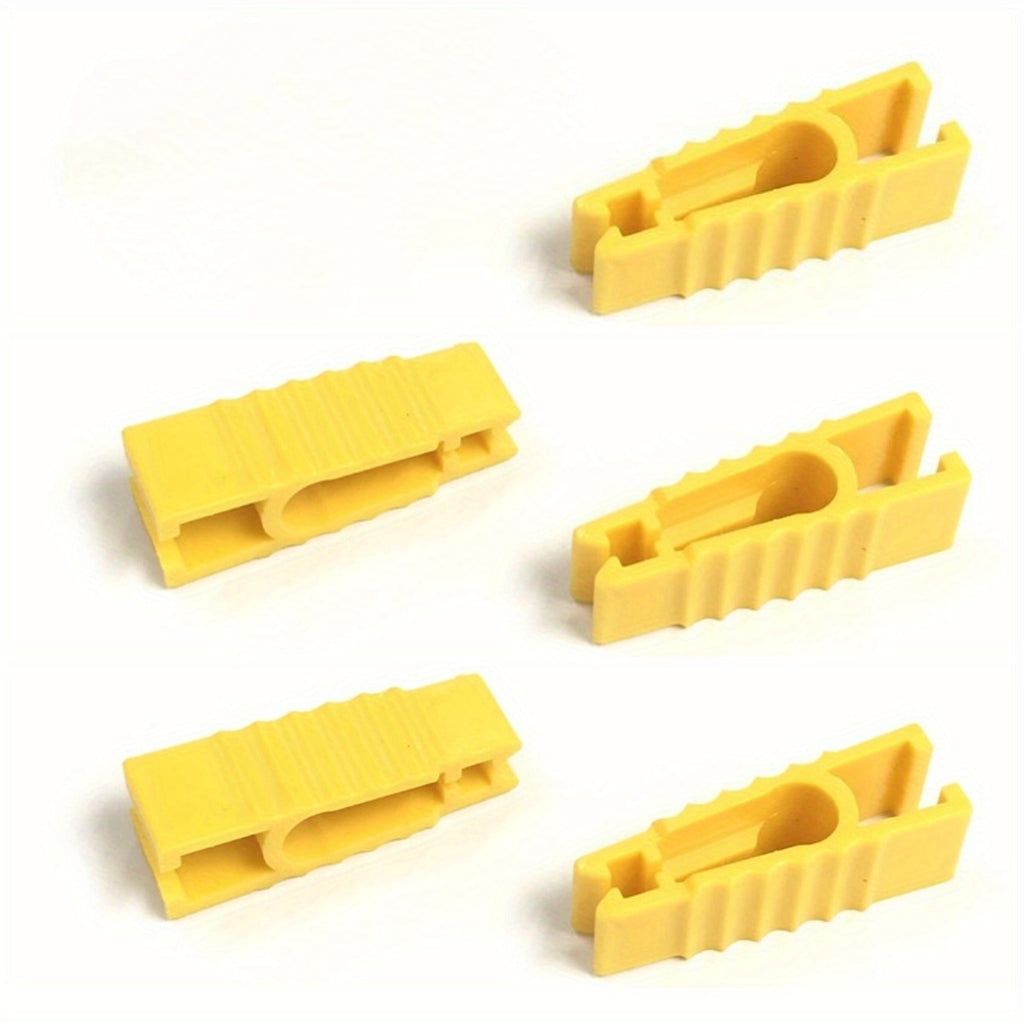 Easy-Grip Automotive Fuse Puller – Durable Repair Tool for Quick Fuse Removal