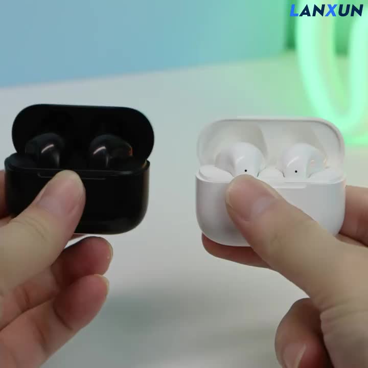 1个Hifi 9D立体声无线耳机，动漫卡通设计，触控操作，轻量塑料材质，半开放式后盖耳机，通话清晰&运动适用，兼容iPhone&安卓手机，可充电电池，真无线耳机