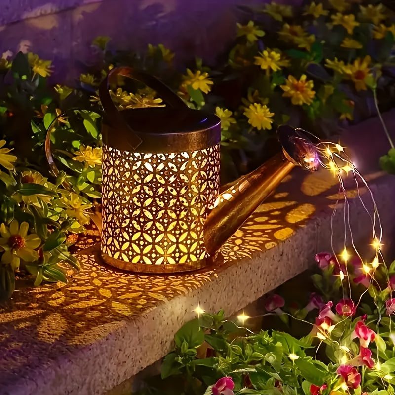 1PC Solar Watering Can Light, Outdoor Hanging Garden Decoration Solar Light, Vintage Metal Hanging Solar Light, LED Solar String Light Lawn Path Courtyard Light, Perfect for Parties, Holidays, Patios, Festivals, Garden Pathways