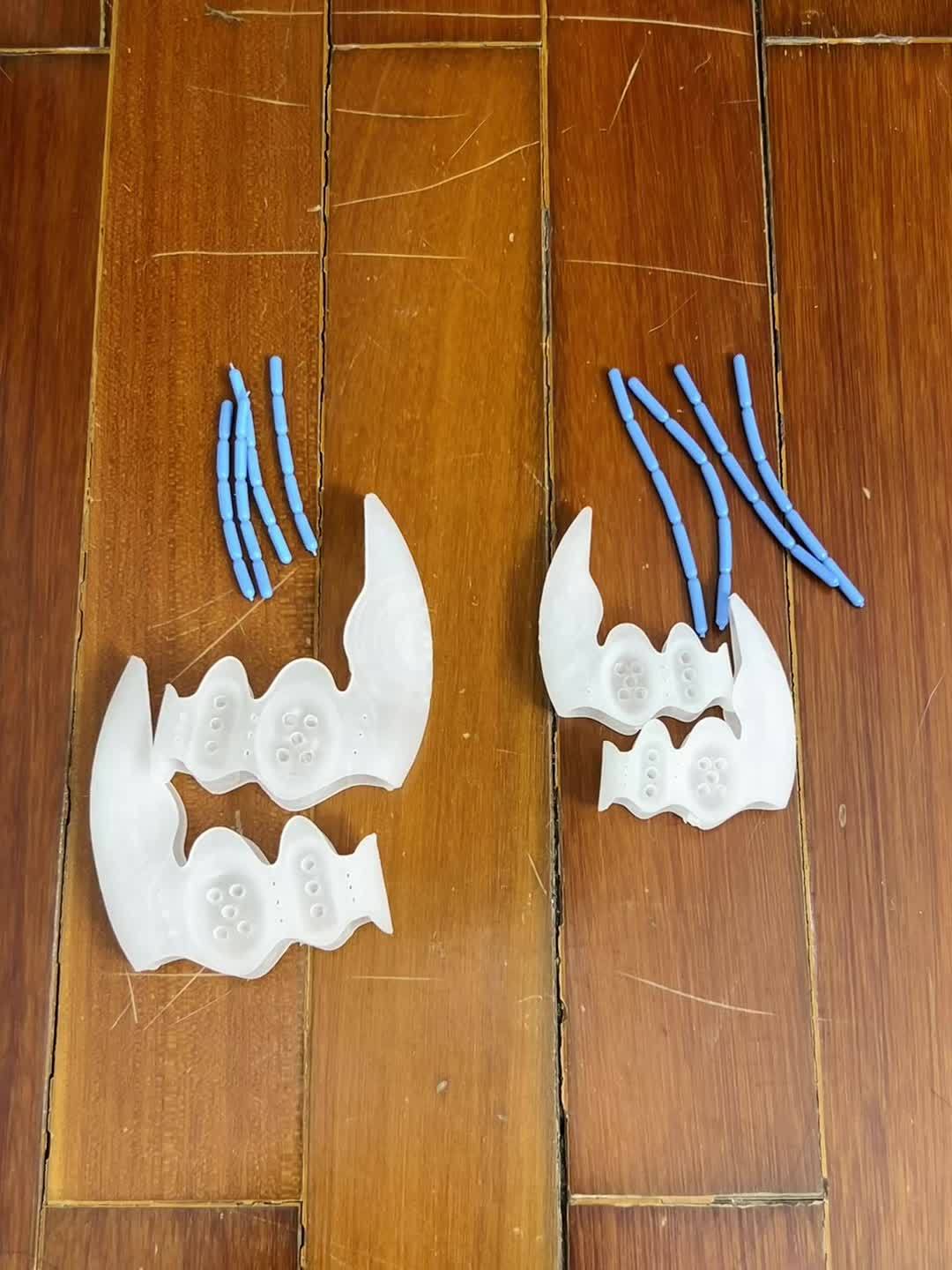 2个舒适式脚趾分离器和20个可调节垫片，足部脚趾保护器，适合长期使用，夜间和居家使用，男女通用，定期更换以实现最佳效果